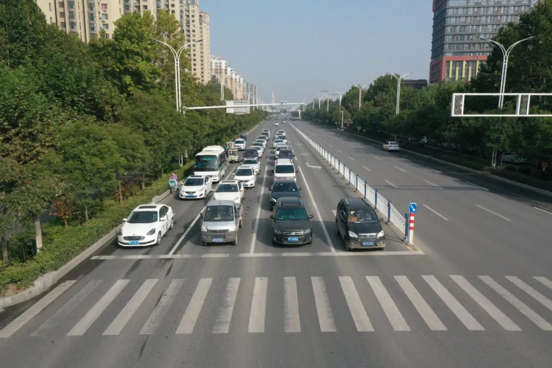 市中心重点路段干净整洁快来看看效果吧!