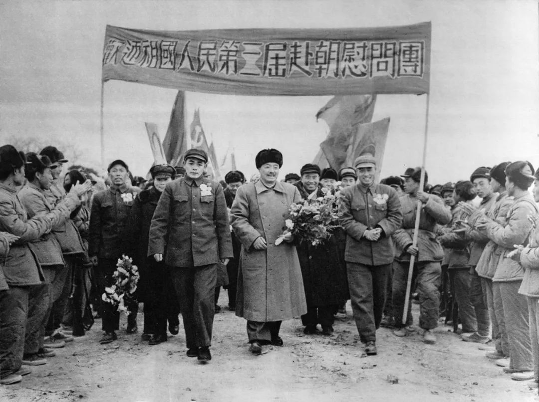 老照片 1971年的朝鲜平壤 朝鲜发展得最好的时候|平壤|朝鲜|大同江_新浪新闻