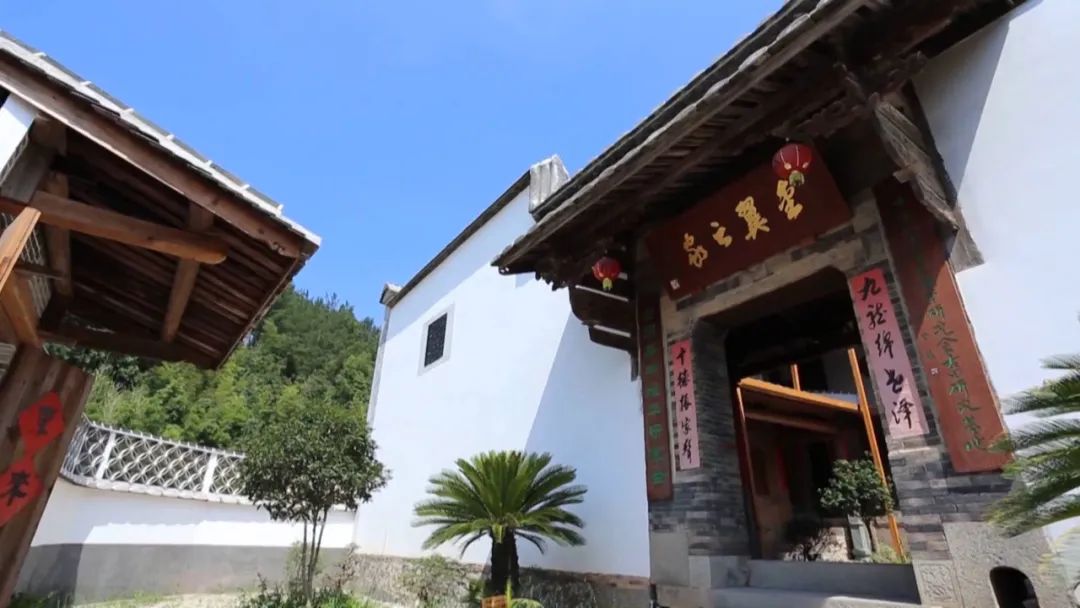 绘画人类学让金翼文化更加深入人心