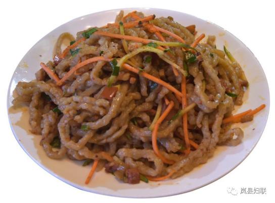 岚县妇联网上学技第六十六讲岚县土豆美食67墨柳丝绦黑饸饹土豆青芥