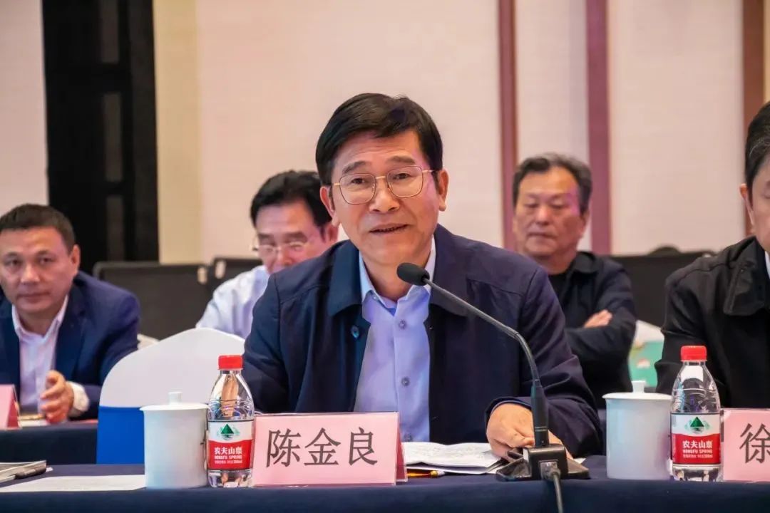 徐润龙,陈金良发言金钟强,裘国平,叶永浩发言田水茂,葛校登,徐亚娟