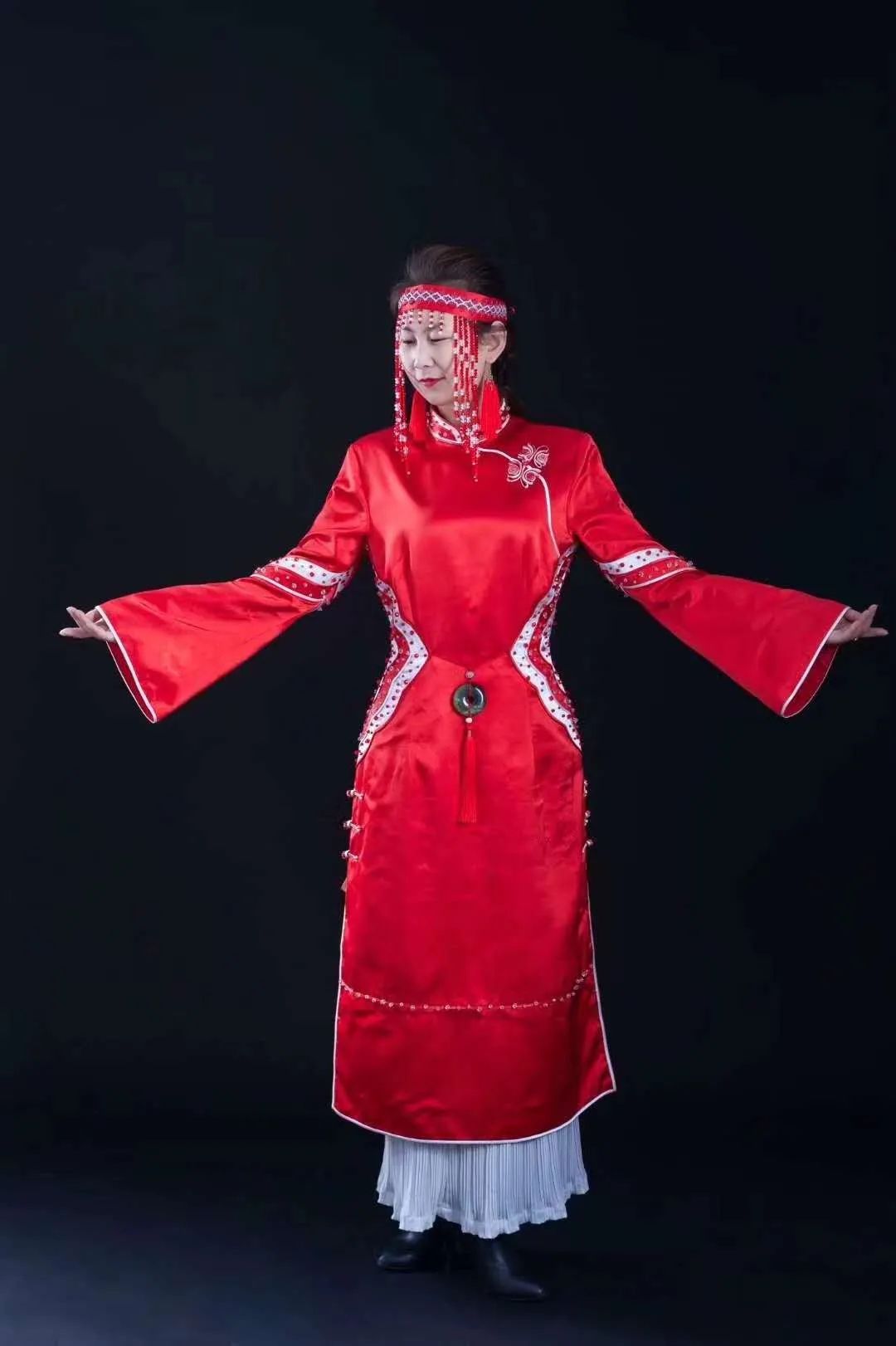 【达斡尔手工业】达斡尔族服饰_澎湃号·政务_澎湃新闻-the paper