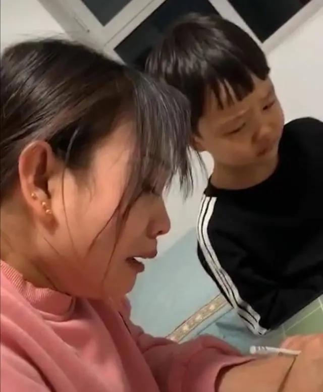 陪娃写作业的崩溃不当爸妈你不懂