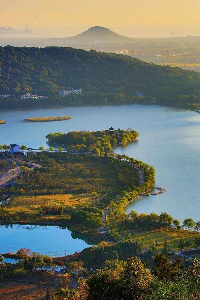 秋天的山水秋天的乡野与你共赏~一大波海盐秋景美图已经送达那是旺盛