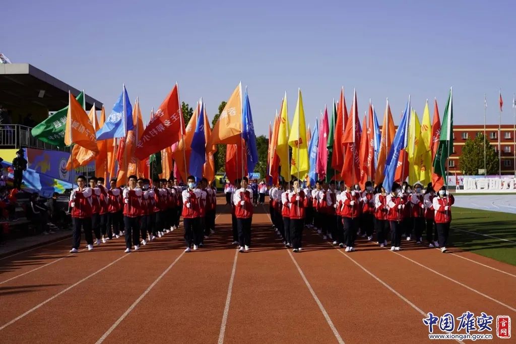 彩排现场,各彩旗方阵就位.中国雄安官网记者刘东尧 摄