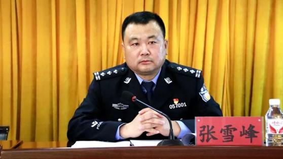 会上,张鑫同志传达了佳木斯市委书记杨博重要讲话精神;张承国同志向市