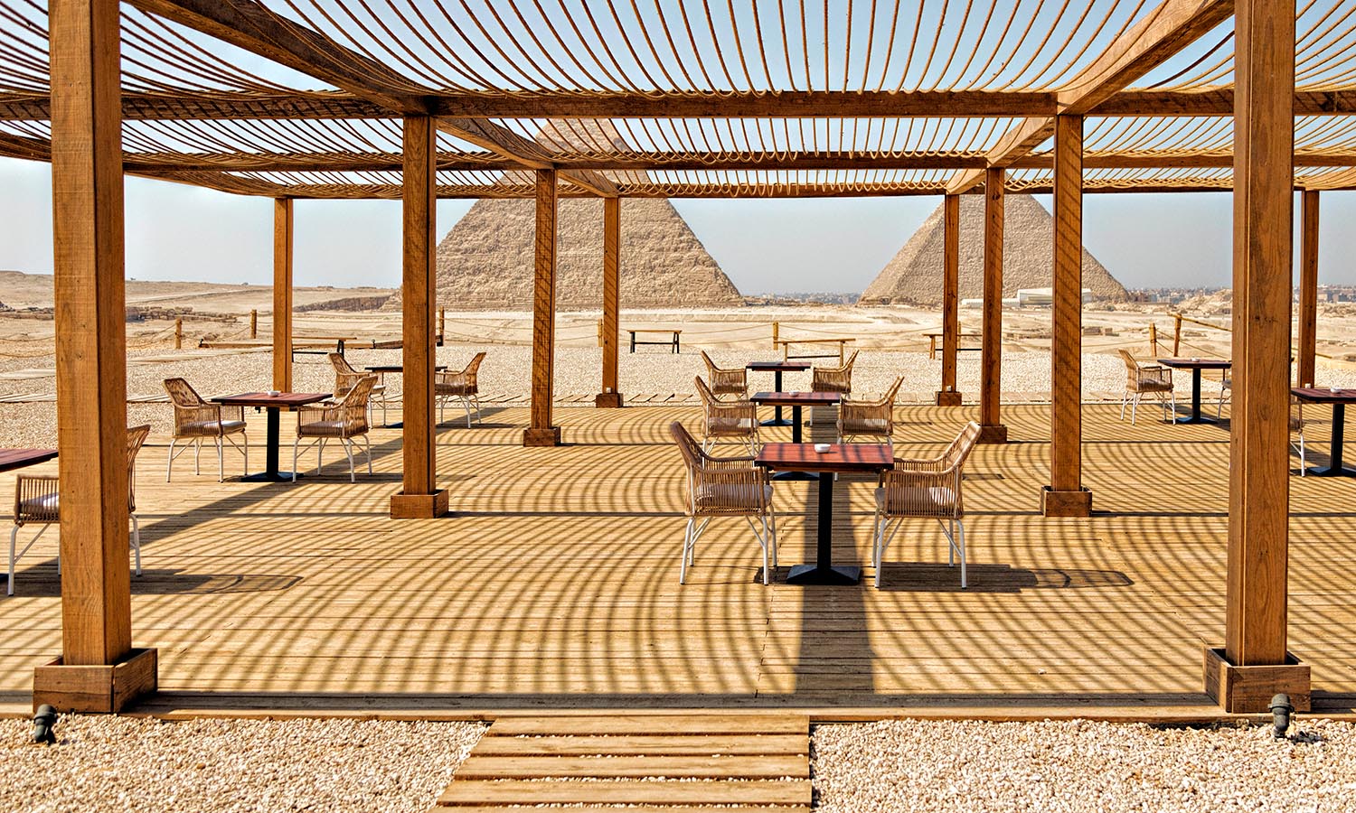 世界奇迹”升级体验：埃及金字塔开设首家观景餐厅