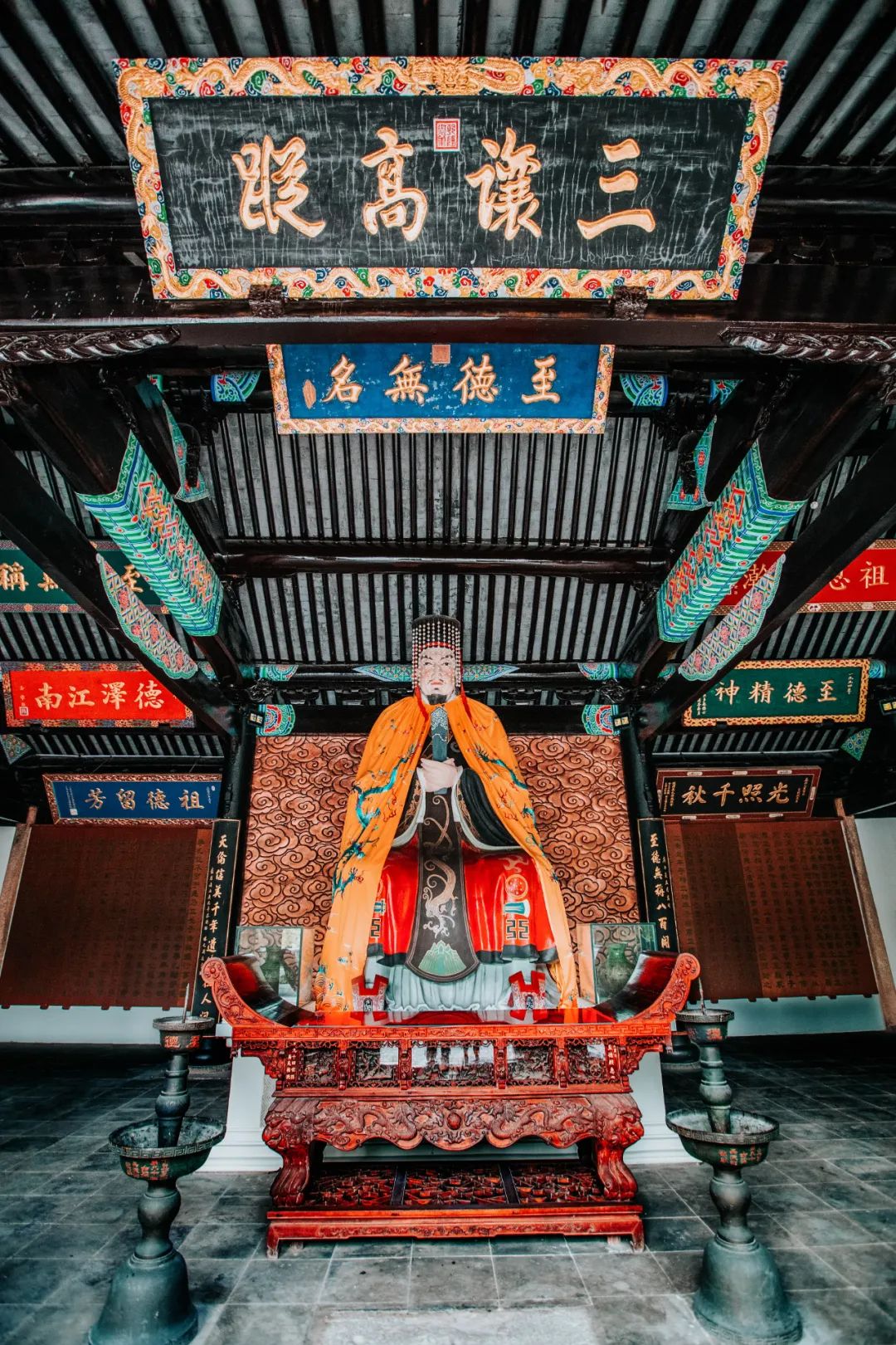 摄影/荣兴益当时江南地区的马桥文化,正处于原始社会末期,"泰伯奔吴"