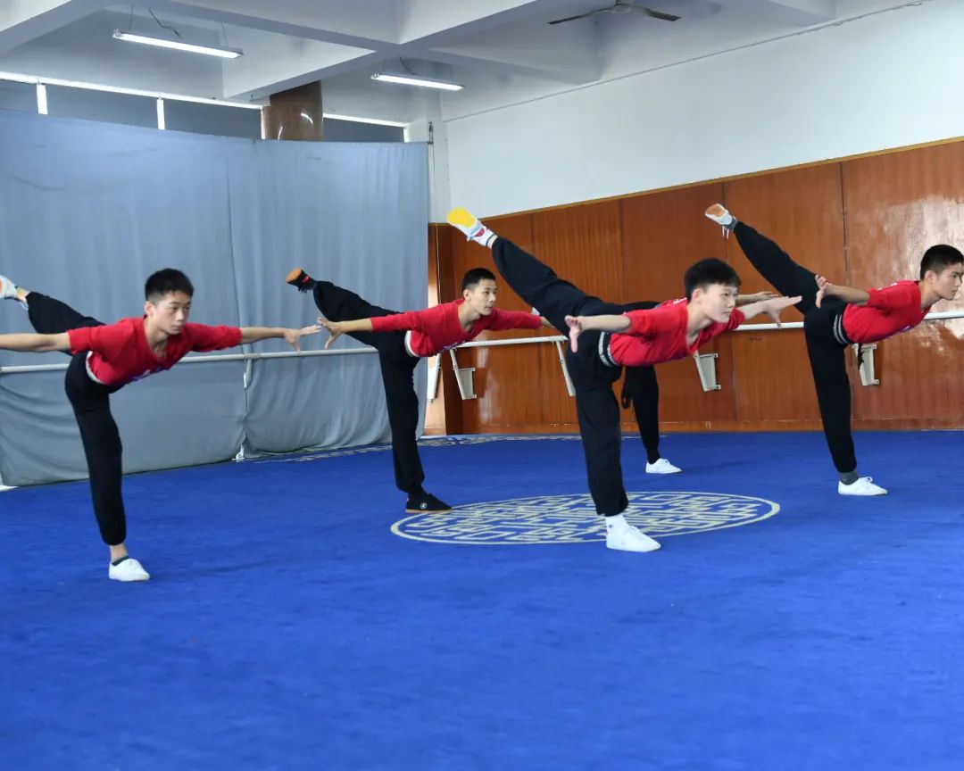 加强企校联系 培养戏曲人才 省演艺集团领导到湖北艺术职业学院调研