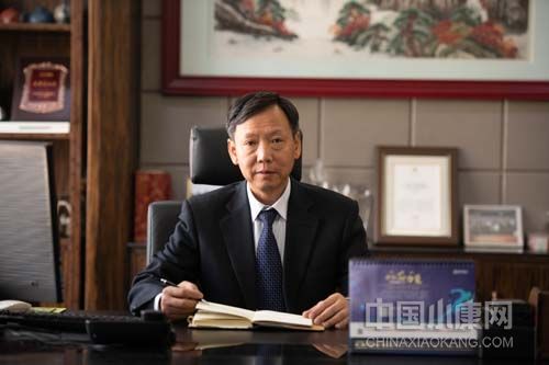 金杯集团董事长_金杯面包车