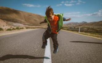 做人要低調(diào)？“謙虛”是對(duì)孩子的傷害