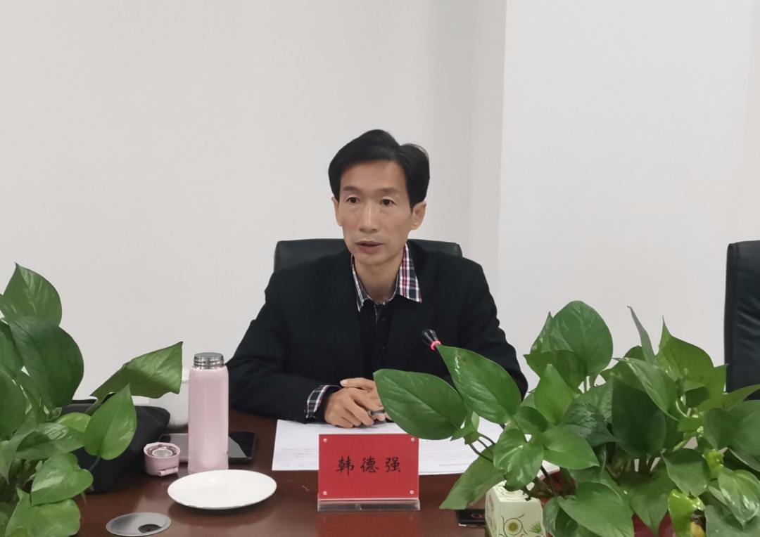 最高法院法研所刑事行政审判研究部主任韩德强到濮阳中院调研座谈
