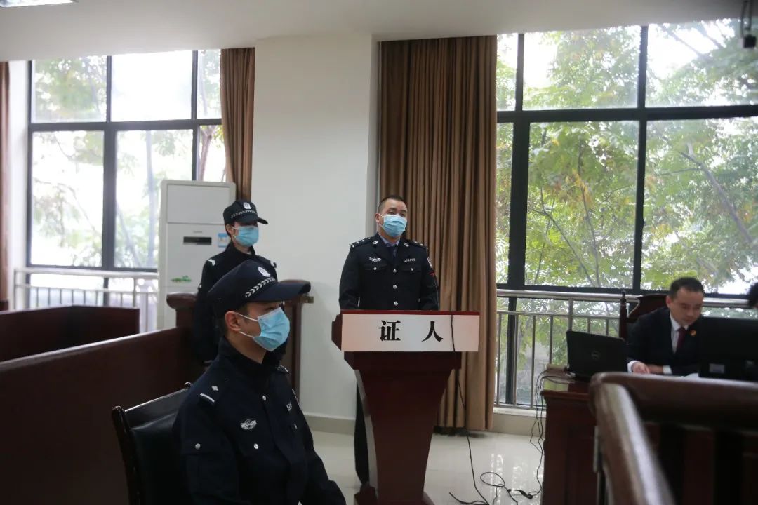 证人出庭作证人大代表表示本次示范庭充分体现了以审判为中心的刑事