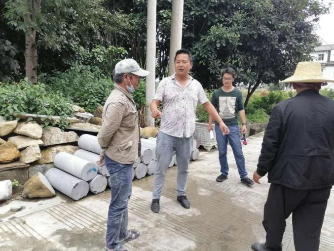 双阳村委会北阳自然村9组村民赵先顺户因住房困难等问题,于2014年被