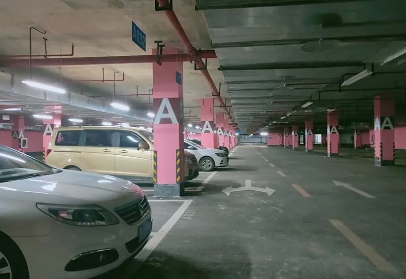 塔山东路(原东体育场)地下停车场正式启用 停车30分钟内免费