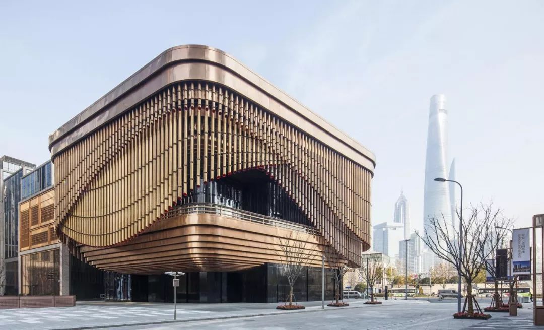复星艺术中心外景复星艺术中心坐落在外滩金融中心,是由复星及复星