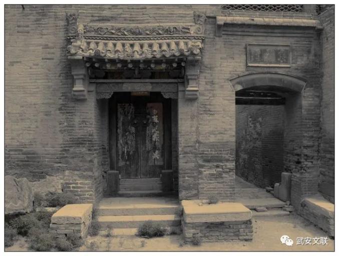 校长吴泽光在同会村办公的住址校长吴泽光政教兼管