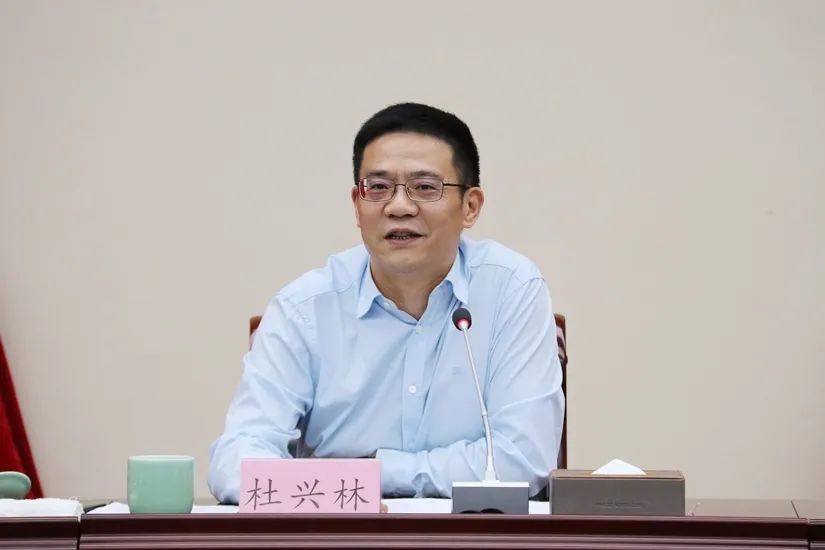 理论教学方健忠强调,要提高站位,深刻领会,精准把握市委对于高质量