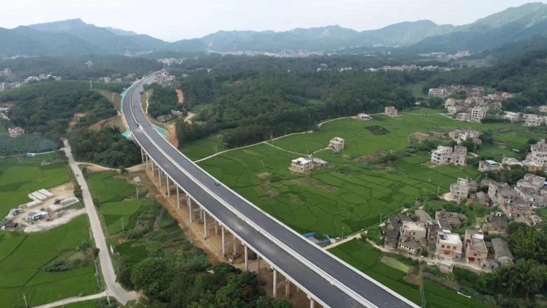 荔玉高速公路图片