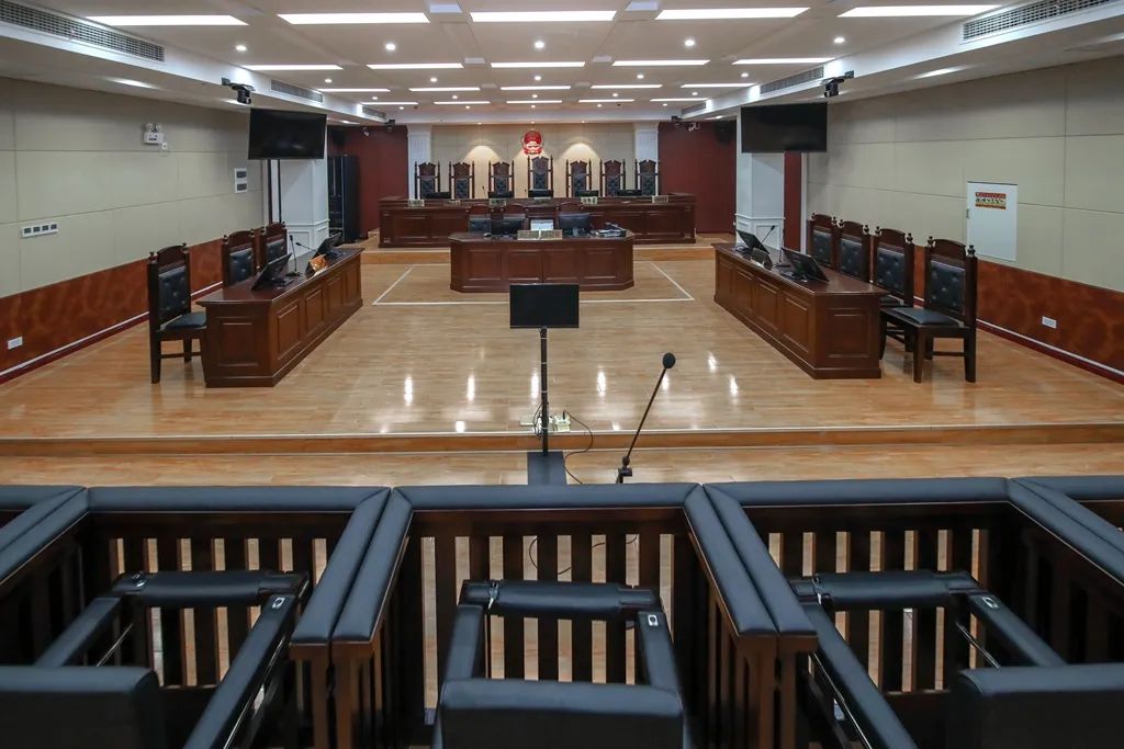 古城南垣绽新姿勠力同心启新程荆州区人民法院审判法庭启用侧记