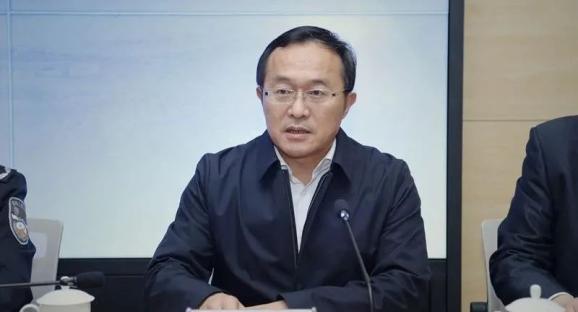 华州区委书记,渭华干部学院院长王海峰致辞