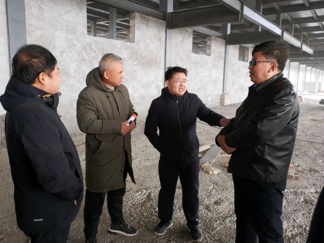 通辽市委常委政府副市长鞠树文一行到科左中旗调研