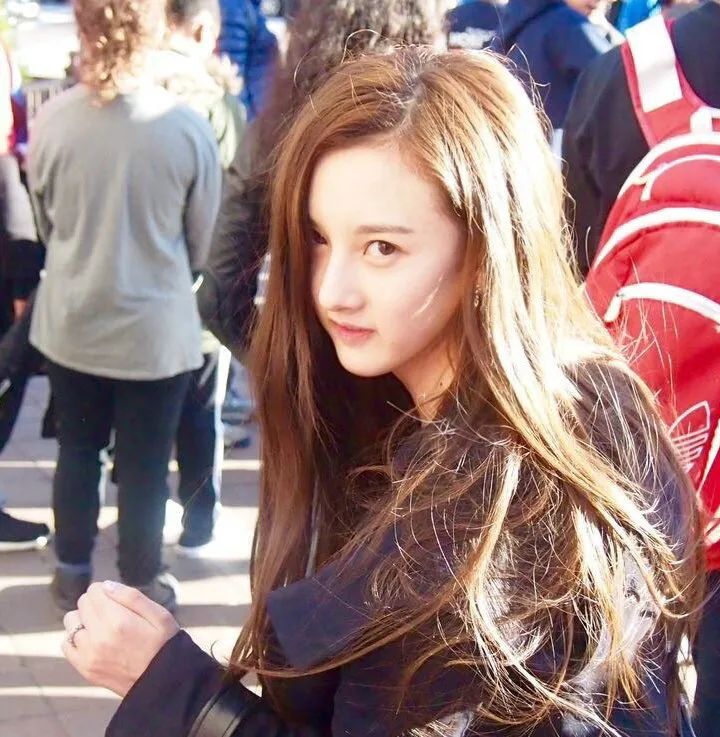 唯独在表演上平庸无为;倒是年纪更小的文淇和张子枫获得了大众的认可