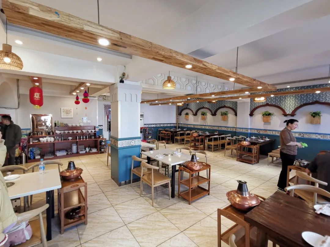 哈尔滨日报" 尖椒干豆腐 "  回民特色  要说清真菜馆的特色菜 那尖椒