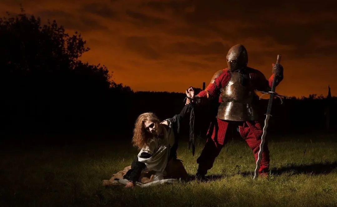 午间阅读猎巫的逻辑和女巫的影子美国文学中的冷战思维