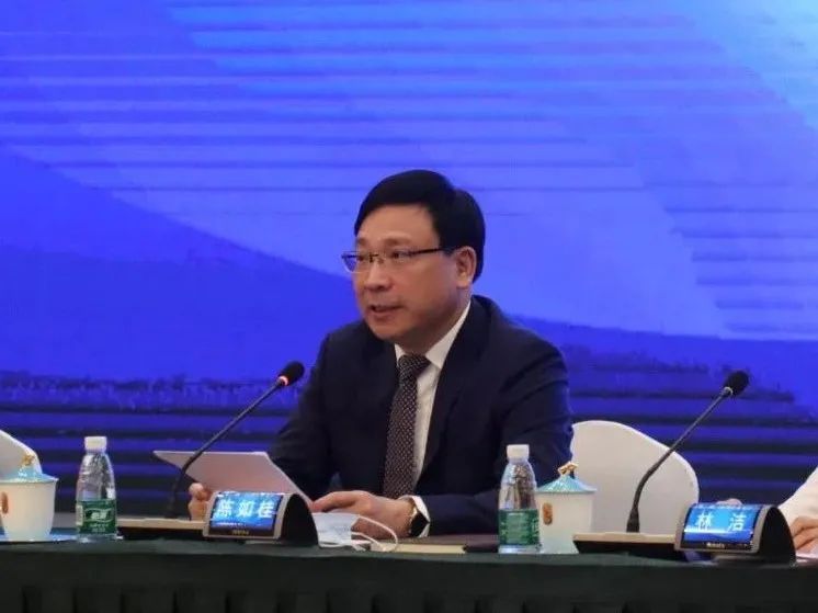 会上,市长陈如桂介绍了深圳经济社会发展情况和支持企业创新发展主要