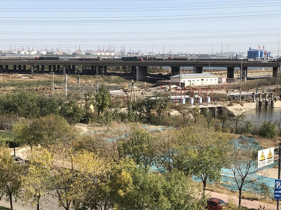 速豹原创 天津铁路桥坍塌事故已致8人死亡 遇难者有4名山东人 有家属赶到凭吊哭泣
