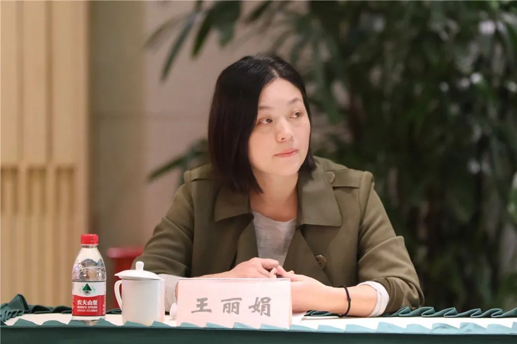 原标题:《"我与主委面对面"——陈群主委与代表性人士座谈交流》特别