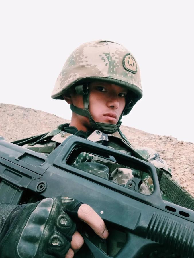 立一等功的义务兵!绵阳小伙刘宸,退伍了!