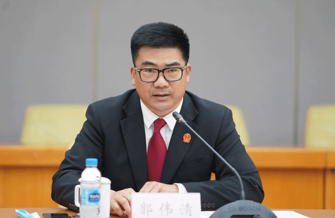 上海二中院召开党组中心组学习(扩大)会 学习贯彻十九届五中全会精神