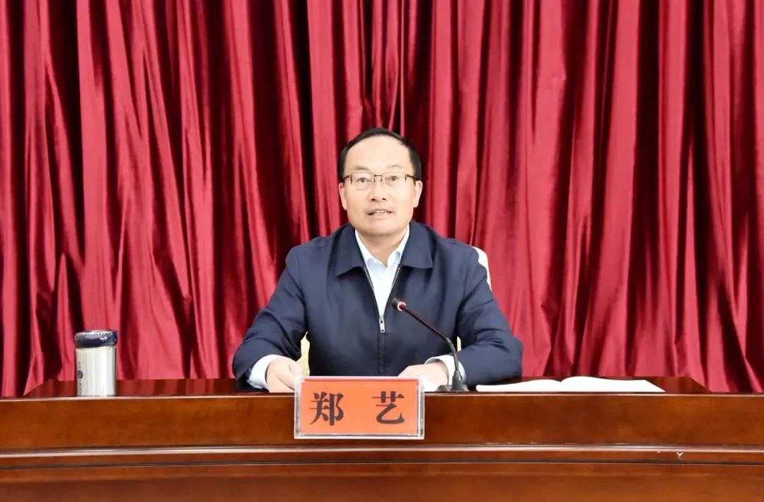 11月3日,在全国疫情防控工作电视电话会议结束后,我市紧接着召开疫情