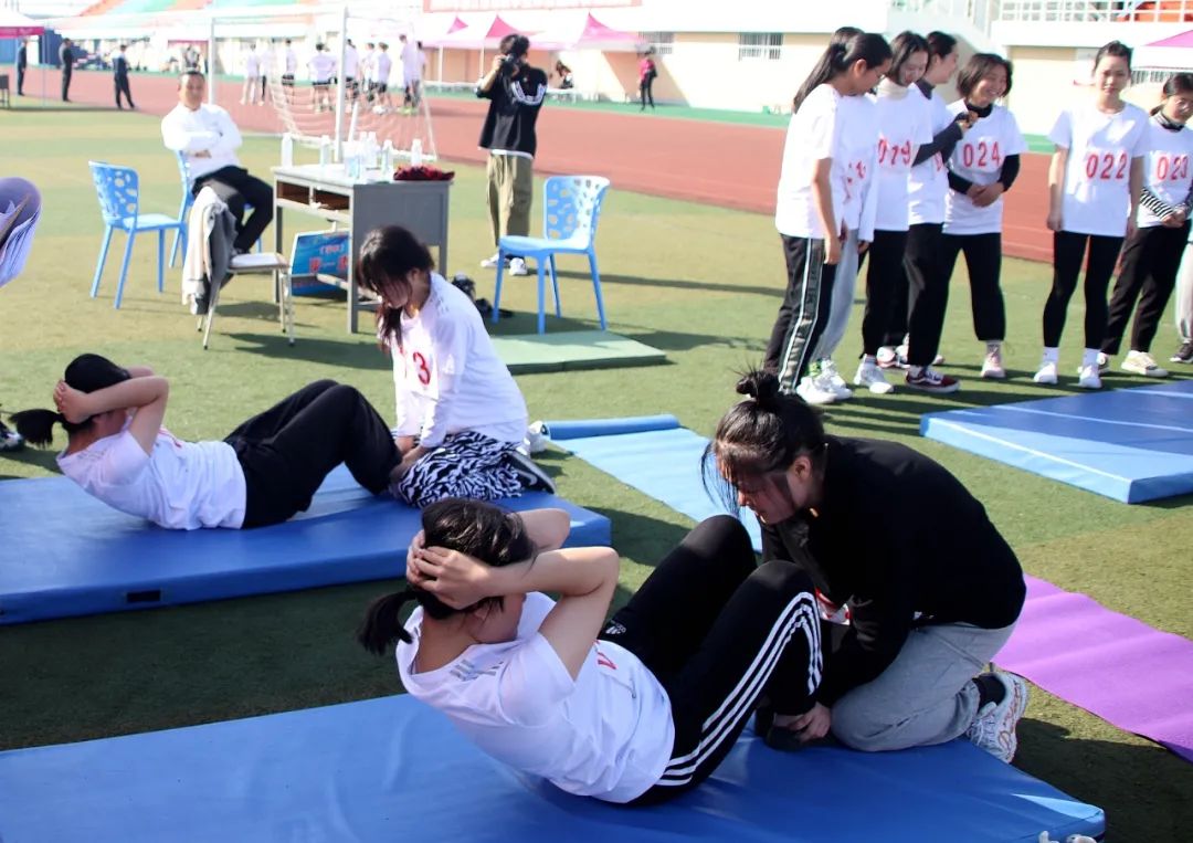 大学生体质健康状况怎么样省教育厅派专家进校现场抽测