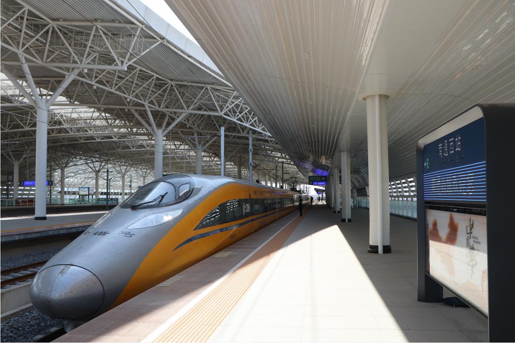 真快啊盐通高铁试跑时速385公里