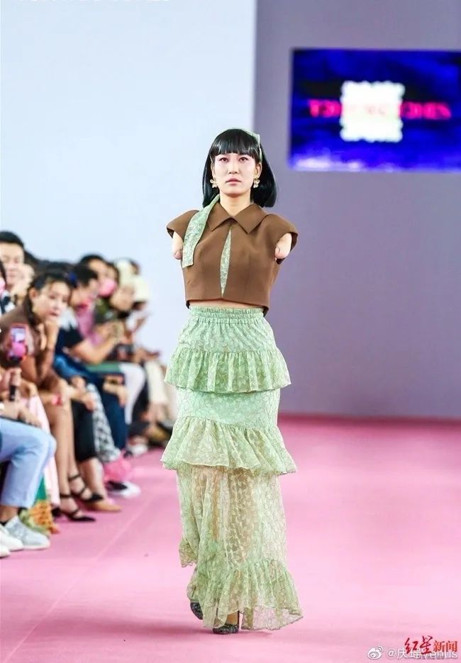 自信的人最美并不是只有蝴蝶才拥有翅膀