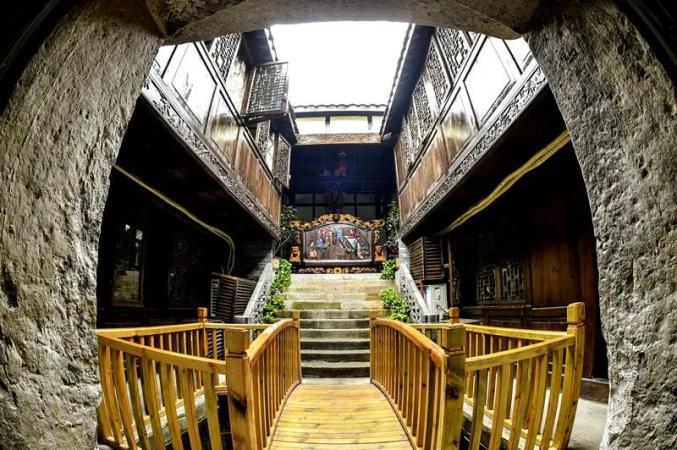 丰盛古镇再升级游客中心正式对外开放最美的时节已到来