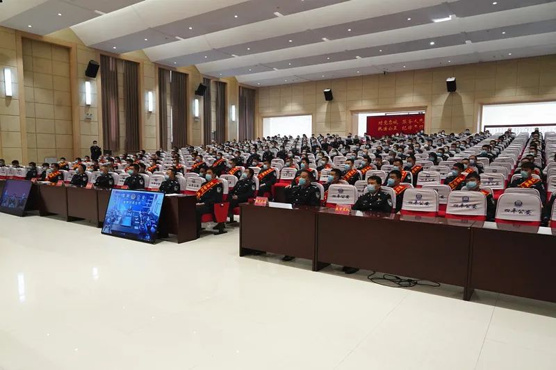 四平市公安局隆重召开全市公安机关"打查整"百日会战总结表彰暨冬季