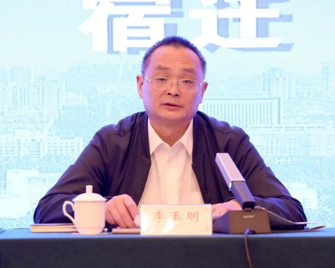 省司法厅副厅长张武林,省法院审判委员会专职委员,执行局局长李玉明