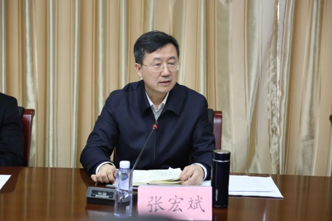 陕西高院政治部主任张宏斌到榆阳区法院调研