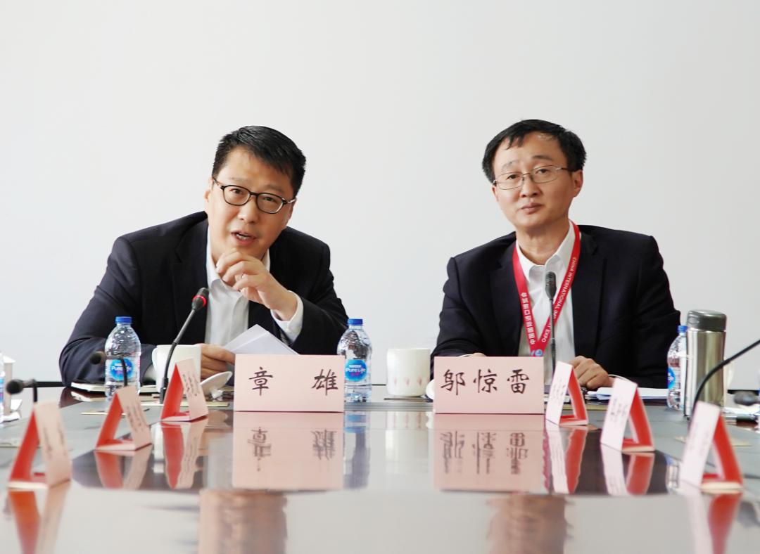 市卫生健康委党组理论学习中心组专题学习党的十九届五中全会精神