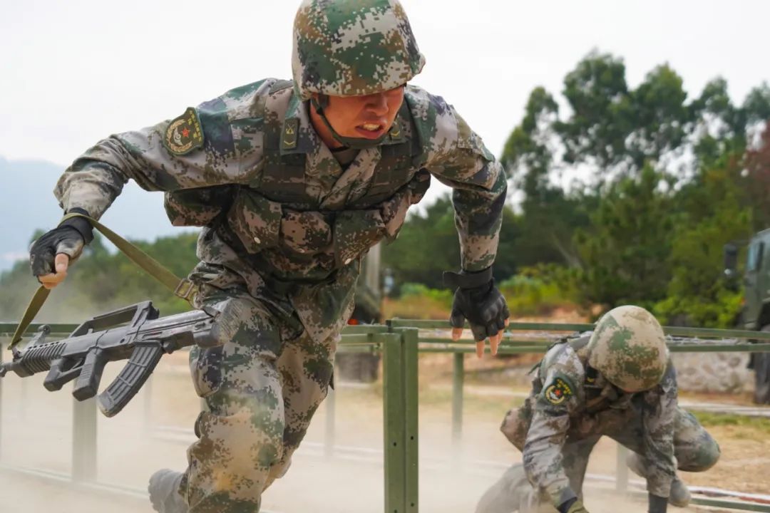红色尖刀连授称纪念活动太硬核了