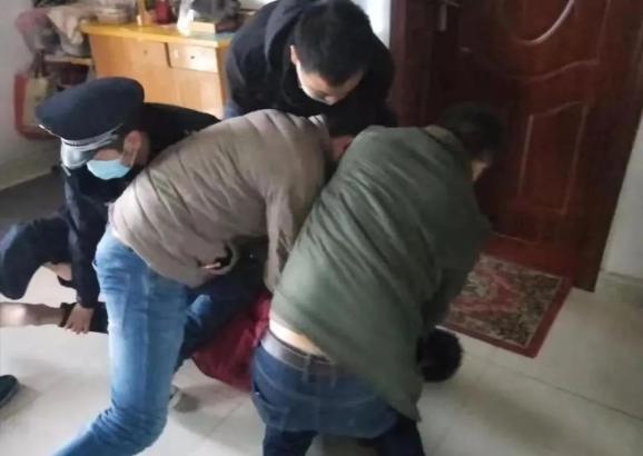 流水超1000万元！广汉这伙骗子终于被抓了！来看看你认识吗……
