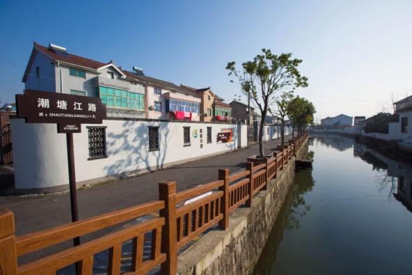 登上人民日报海外版周巷这幅生态宜居画卷美极了