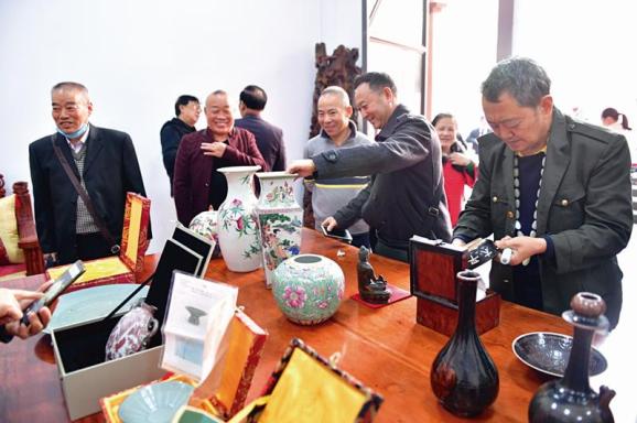 老厂房变身高颜值+文艺范重庆天府后街文创园开园