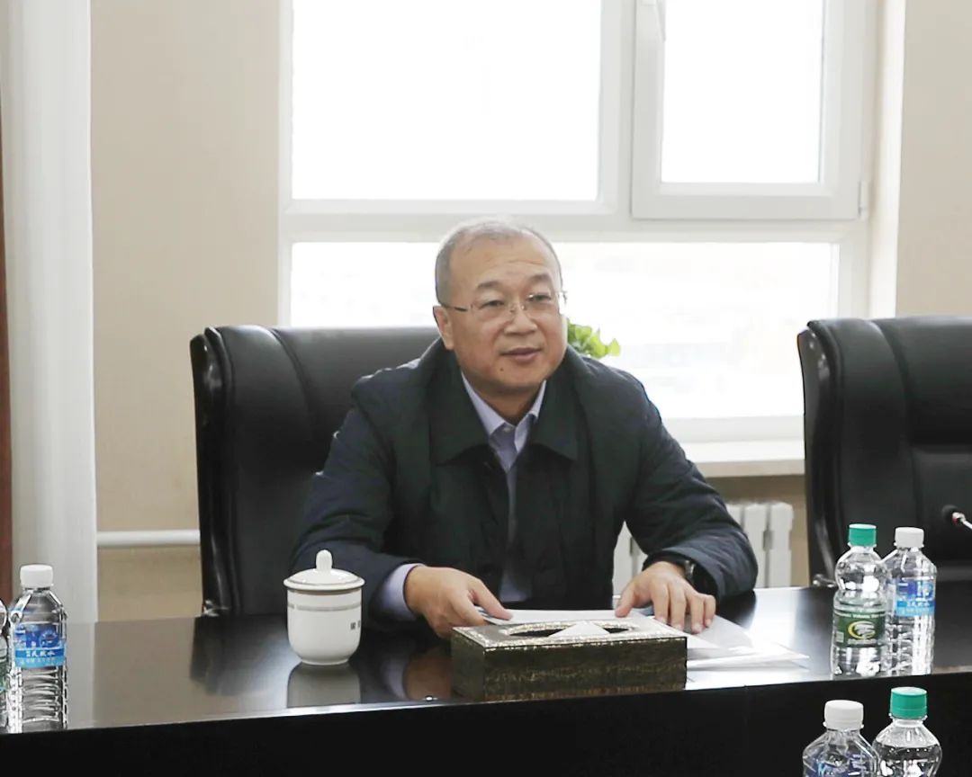 助力企业发展优化营商环境黑河中院党组副书记副院长王忠东到企业走访