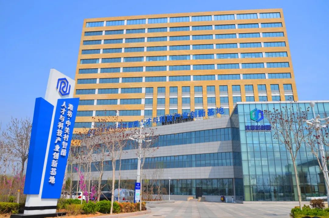 潍坊日报头版头条刊发浪急催潮涌风好帆正扬滨海区抓牢项目建设为高