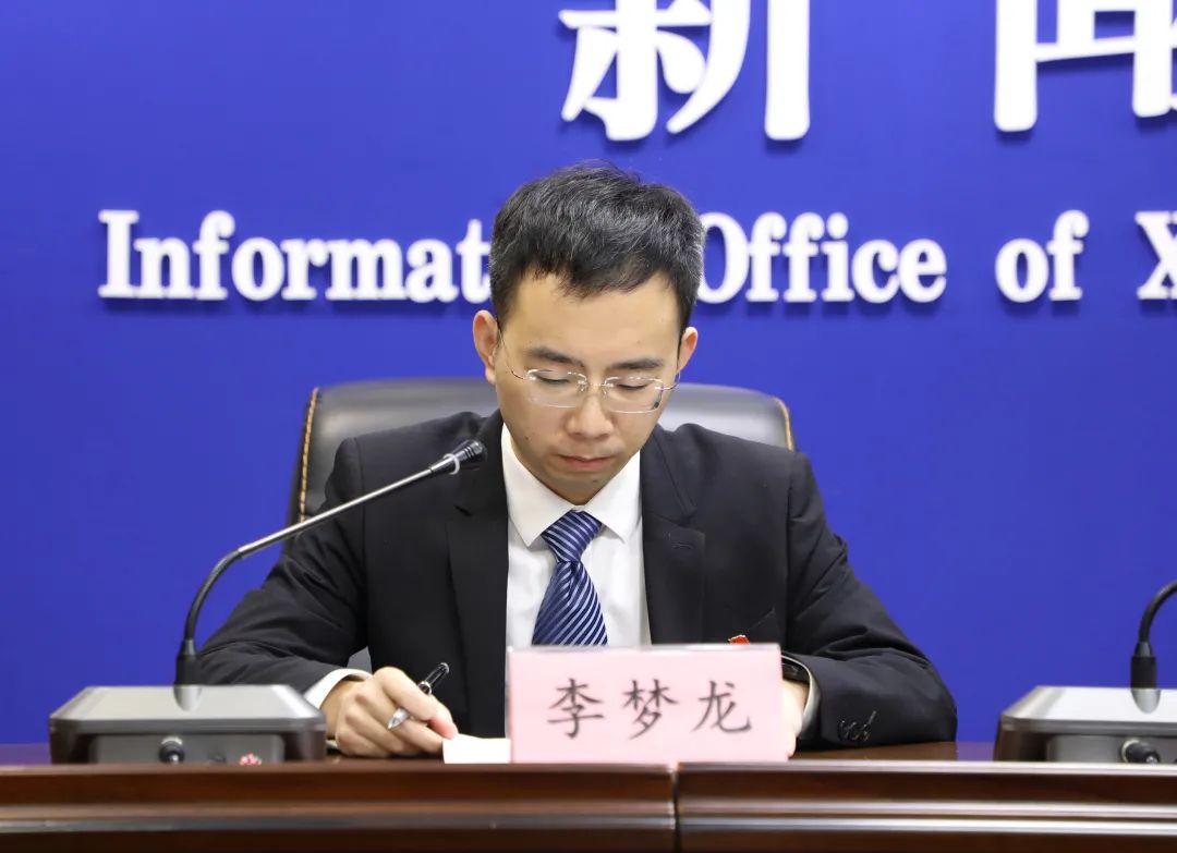 团市委副书记 李梦龙今年是决胜全面建成小康社会,决战脱贫攻坚之年